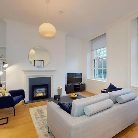 Synergy St Stephens Dublino